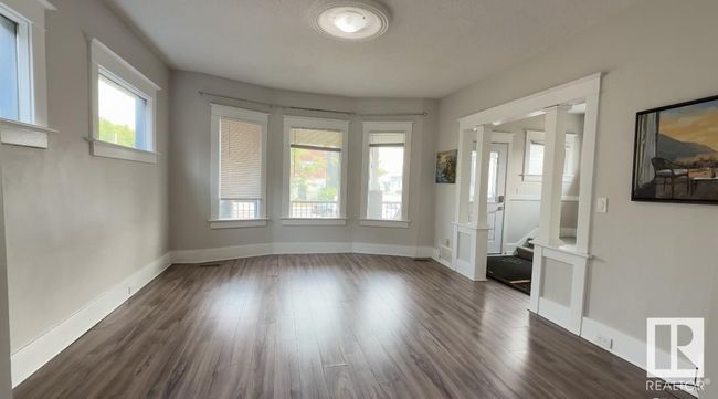 9862 76 Ave Nw, House other with 6 bedrooms, 3 bathrooms and null parking in Edmonton AB | Image 13