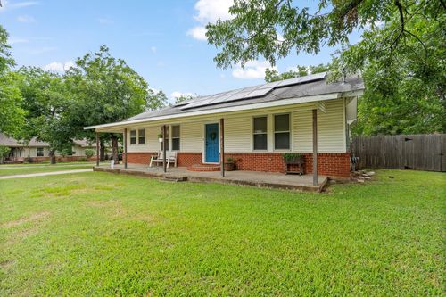 521 Woodard Ave, Cleburne, TX, 76033-5243 | Card Image