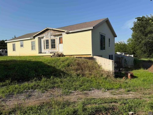6936 Butler Rd, Meriden, KS, 66512-9145 | Card Image