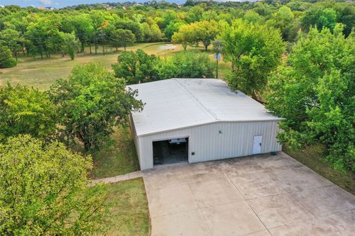 1570 Karen Dr, Argyle, TX, 76226-2946 | Card Image