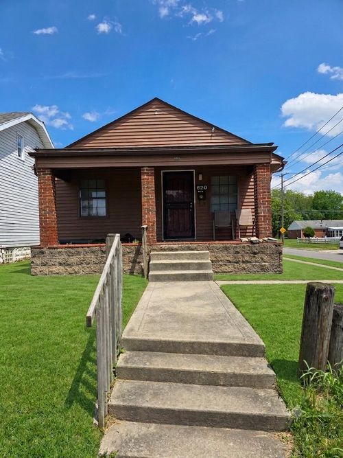 620 Athens St, Columbus, OH, 43204-1803 | Card Image