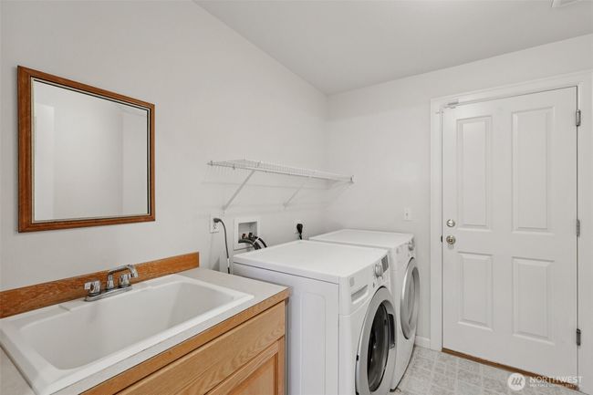 3301 Monterey Ct Ne, House other with 4 bedrooms, 3 bathrooms and 3 parking in Renton WA | Image 18