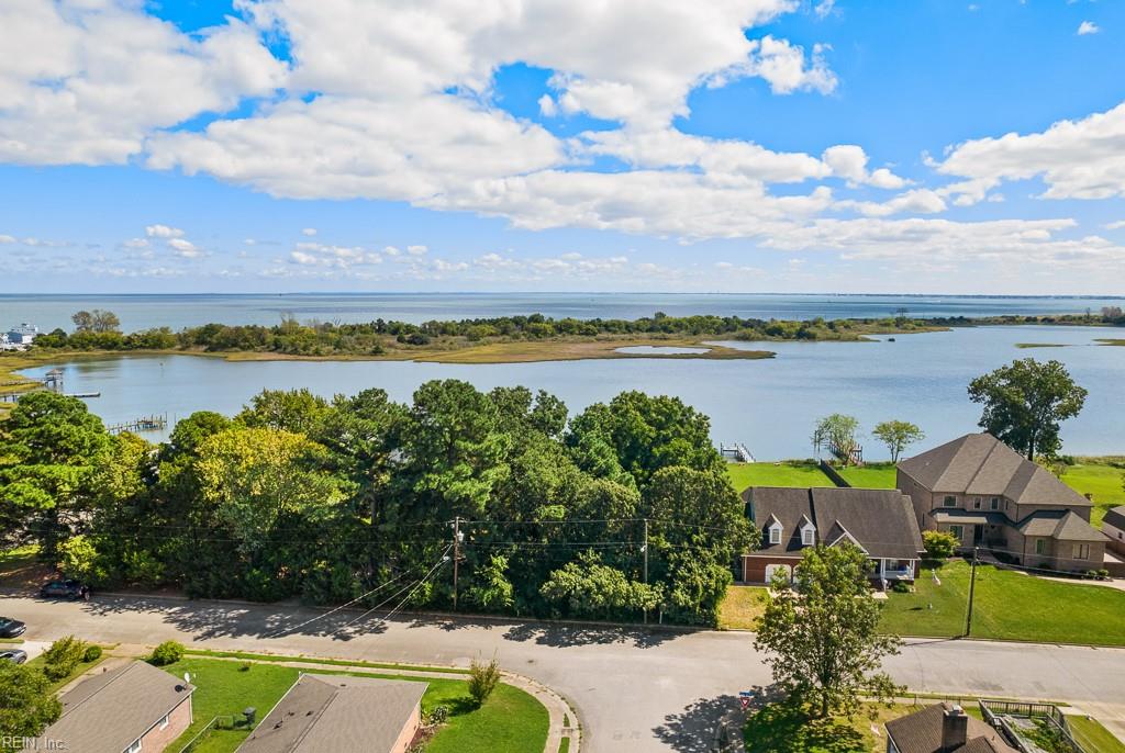 Land in Hampton 4