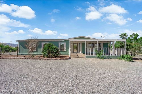 5550 Vicki Ann Rd, Pahrump, NV, 89048-7416 | Card Image