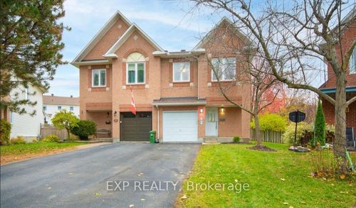 61 Flowertree Cres, Kanata, ON, K2M2R7 | Card Image