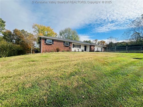 202 Brent Cir, Ripley, WV, 25271-1306 | Card Image