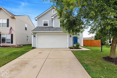 5228 Waterton Lakes Dr, Indianapolis, IN, 46237-9055 | Card Image
