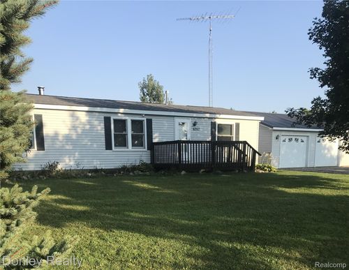 6767 White Creek Rd, Marlette, MI, 48453-9625 | Card Image