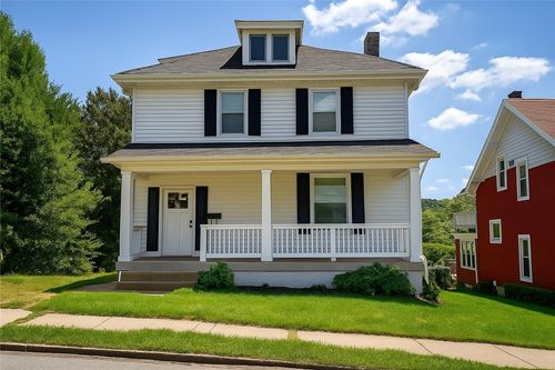 232 E Hallam Ave, Washington, PA, 15301-3406 | Card Image