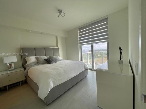 1105-2000 Metropica Way, Sunrise, FL, 33323-3215 | Card Image