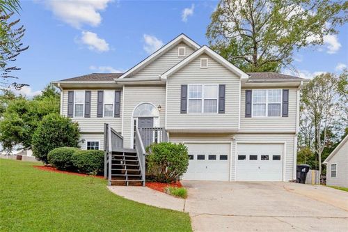 216 Hunt Club Cir, Temple, GA, 30179-4282 | Card Image