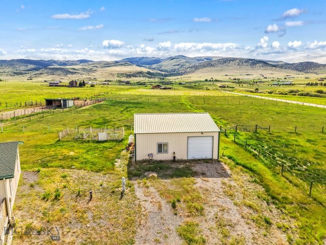 16 Hayfield Loop Trl, House other with 3 bedrooms, 2 bathrooms and null parking in Ennis MT | Image 15