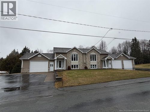76 T. Morin Rd, St-Joseph-De-Madawaska, NB, E7B2T1 | Card Image