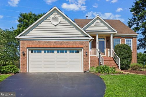 43081 Binkley Cir, LEESBURG, VA, 20176-6408 | Card Image