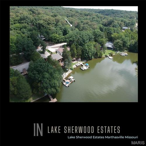 417 Marina Dr, Marthasville, MO, 63357-1598 | Card Image