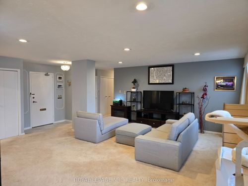 1108-35 Towering Heights Blvd, Saint Catharines, ON, L2T3G8 | Card Image