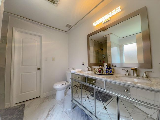 6702 Shining Sumac Ave, House other with 5 bedrooms, 3 bathrooms and 2 parking in Houston TX | Image 20