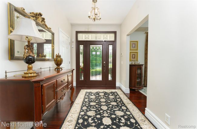 Welcoming Foyer | Image 12
