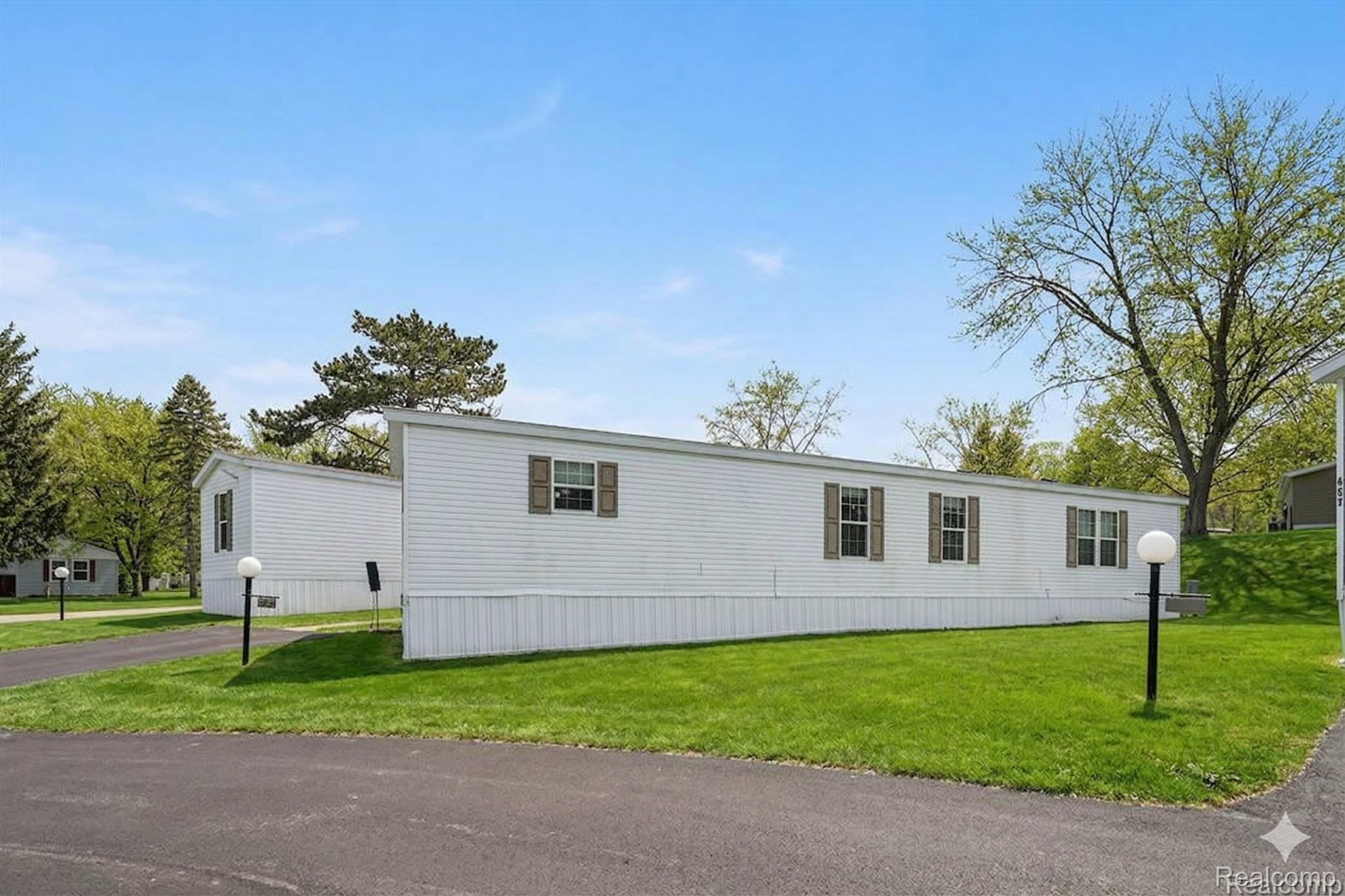 Residential in Oakland Charter Township 4