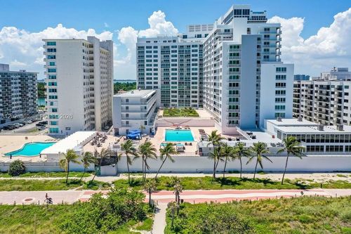 920-5401 Collins Ave, Miami Beach, FL, 33140 | Card Image