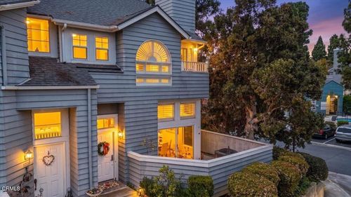 1068 Stravinsky Ln, Ventura, CA, 93003-5276 | Card Image