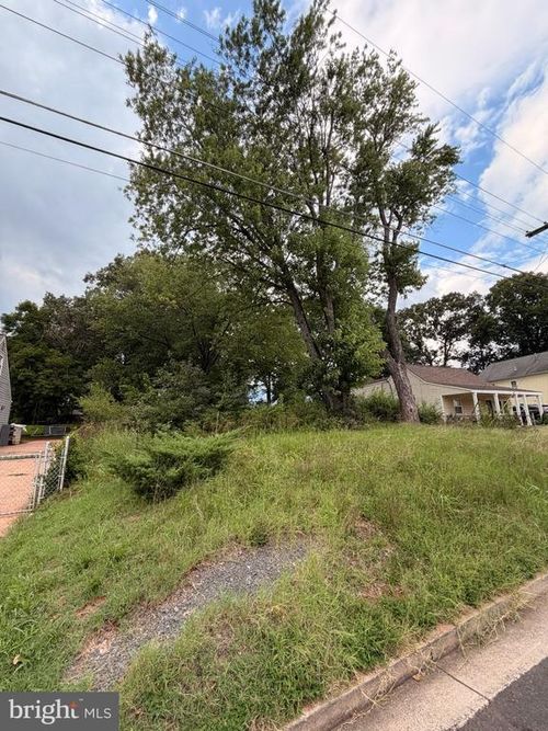 276 Moseby Dr, MANASSAS PARK, VA, 20111-2013 | Card Image