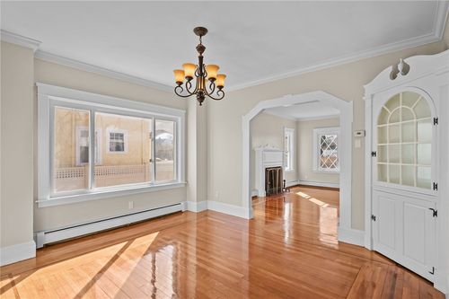 153 Ferncrest Ave, Cranston, RI, 02905-2620 | Card Image