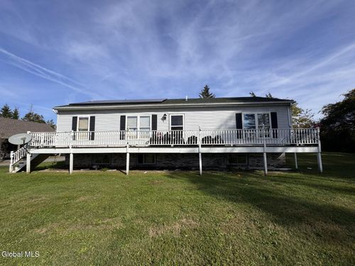 902 Blodgett Hill Rd, Ravena, NY, 12143-2013 | Card Image