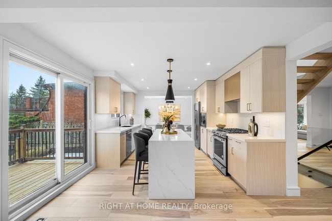 93 Pemberton Rd, House other with 6 bedrooms, 5 bathrooms and 6 parking in Richmond Hill ON | Image 14