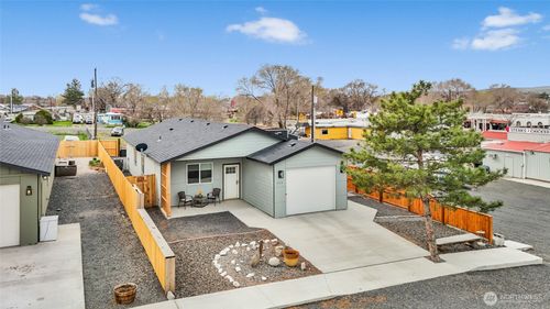 423 2nd Avenue Se, Soap Lake, WA, 98851 | Card Image