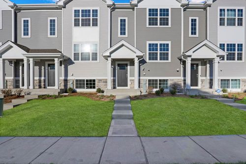 873 Briar Glen Ct, Hampshire, IL, 60140-1032 | Card Image