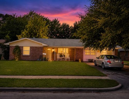 349 Rivercrest Dr, Lewisville, TX, 75067-5323 | Card Image