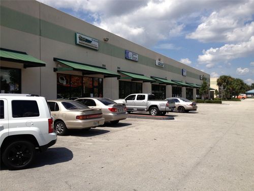 ste-h-2510 Michigan Ave, Kissimmee, FL, 34744-1940 | Card Image