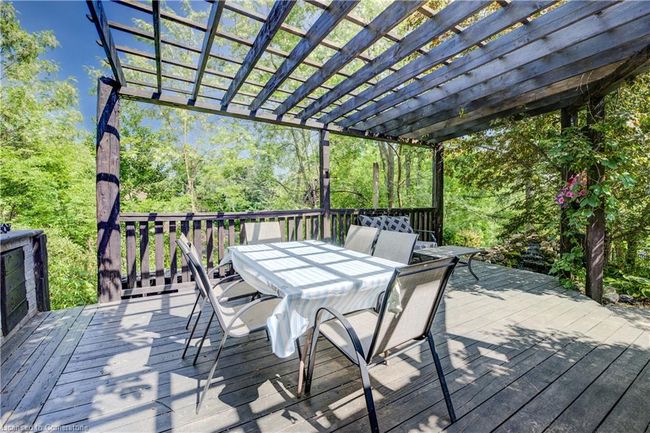 7664 Maltby Rd E, House other with 4 bedrooms, 3 bathrooms and 12 parking in Puslinch ON | Image 46