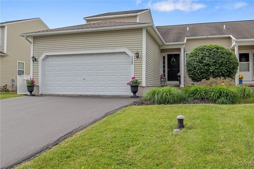 5060 Revolutionary Path, Liverpool, NY, 13088-5950 | Card Image