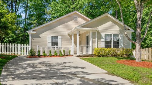 402 Happy Days Court, Apex, NC, 27502 | Card Image