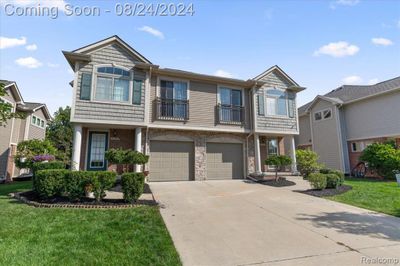 32 - 50490 Beechwood Court, Condo with 2 bedrooms, 2 bathrooms and null parking in Plymouth Twp MI | Image 2