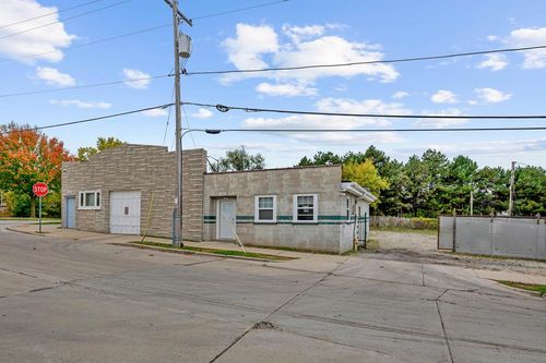1759 S 83rd Street, WEST ALLIS, WI, 53214 | Card Image
