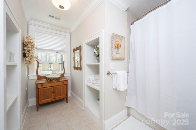 Guest Bedroom 4 Has ensuite features | Image 32