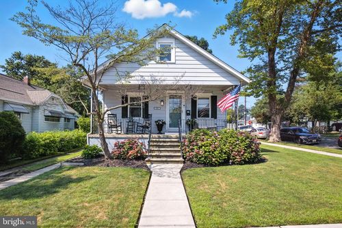 102 2nd Ave, BARRINGTON, NJ, 08007-1335 | Card Image