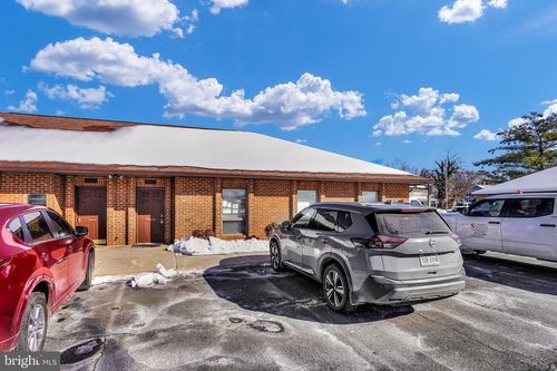 9832 Business Way, Manassas, VA, 20110-4151 | Card Image