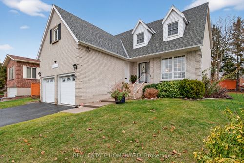 887 Woodside Dr, Kingston, ON, K7P1T1 | Card Image