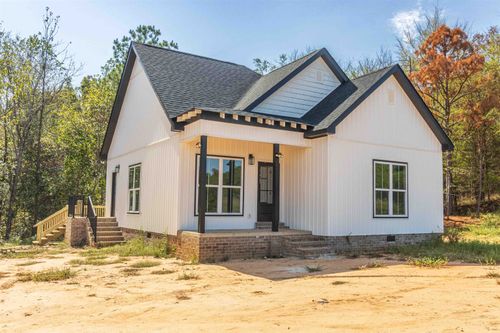 775 Airport Rd, Selmer, TN, 38375-6249 | Card Image