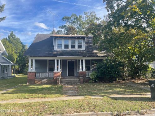 517 Warren St, Williamston, NC, 27892-2455 | Card Image