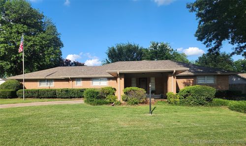 800 Millwood Rd, Broken Arrow, OK, 74011-8618 | Card Image