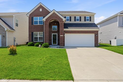 5773 Blue Sky Dr, Whitestown, IN, 46075-9717 | Card Image