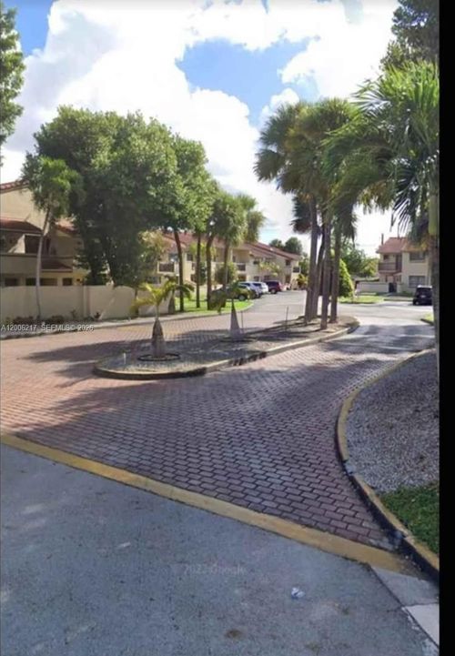 110j-13420 Sw 62nd St, Miami, FL, 33183-5061 | Card Image