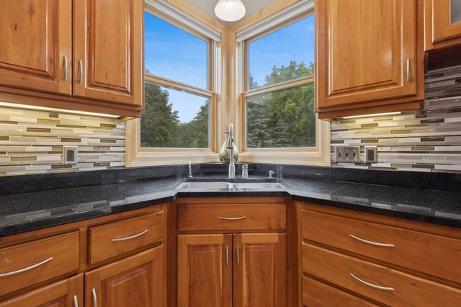 Main Floor Kitchen | Image 18
