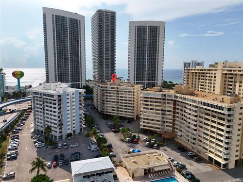 313-1825 S Ocean Dr, Hallandale Beach, FL, 33009-4937 | Card Image