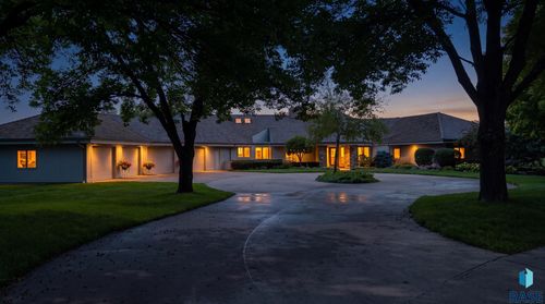 1116 W Goldthread Cir Circle, Sioux Falls, SD, 57108 | Card Image